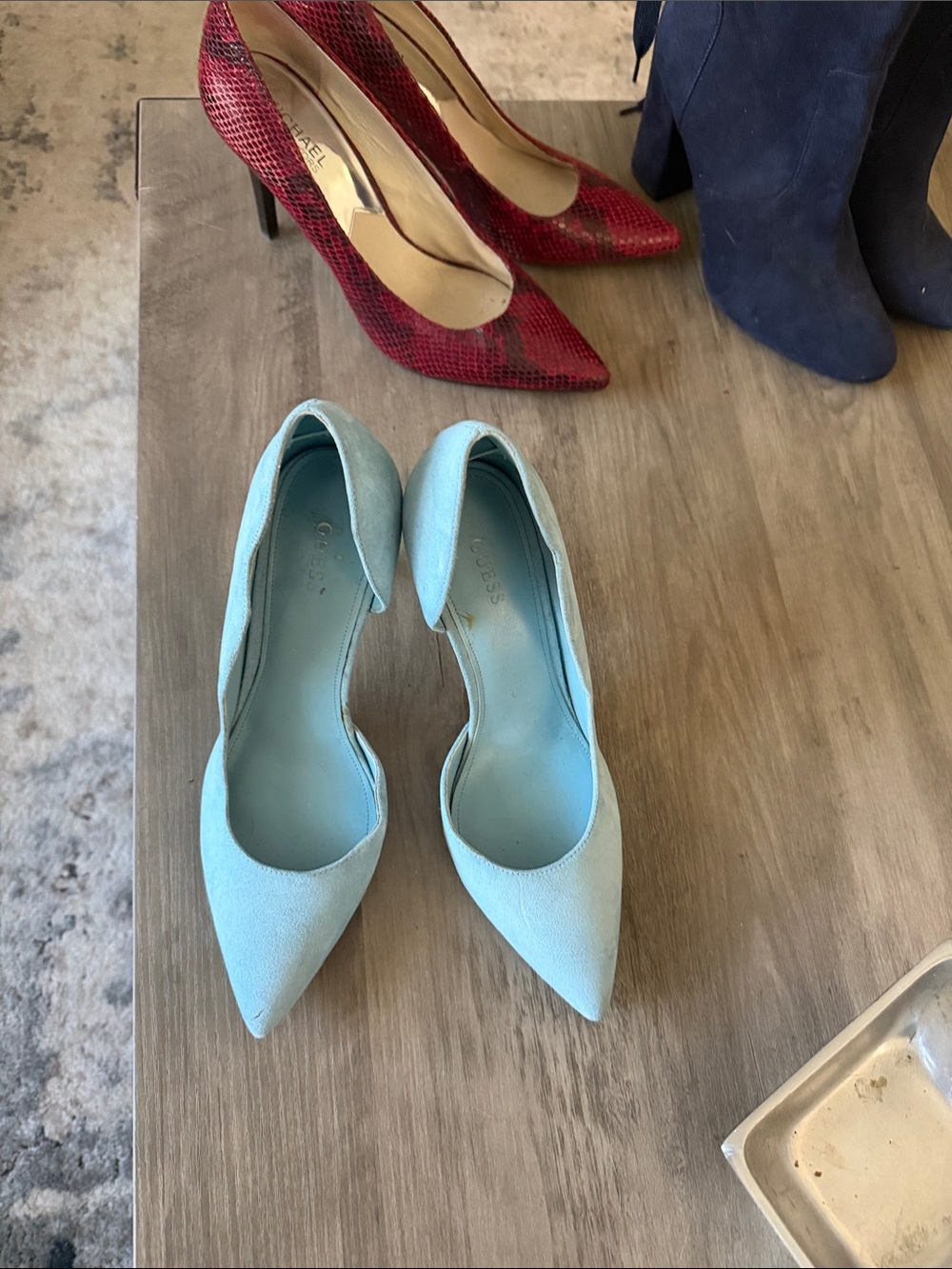 Guess blue suede heels - Picture 3 of 3